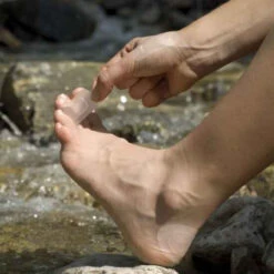 Adventure Medical Kits GlacierGel Blister And Burn Dressing 0155-0552 -Holsters Shop adventure medical kits glaciergel blister and burn dressing 0155 0552 65935.1599157302