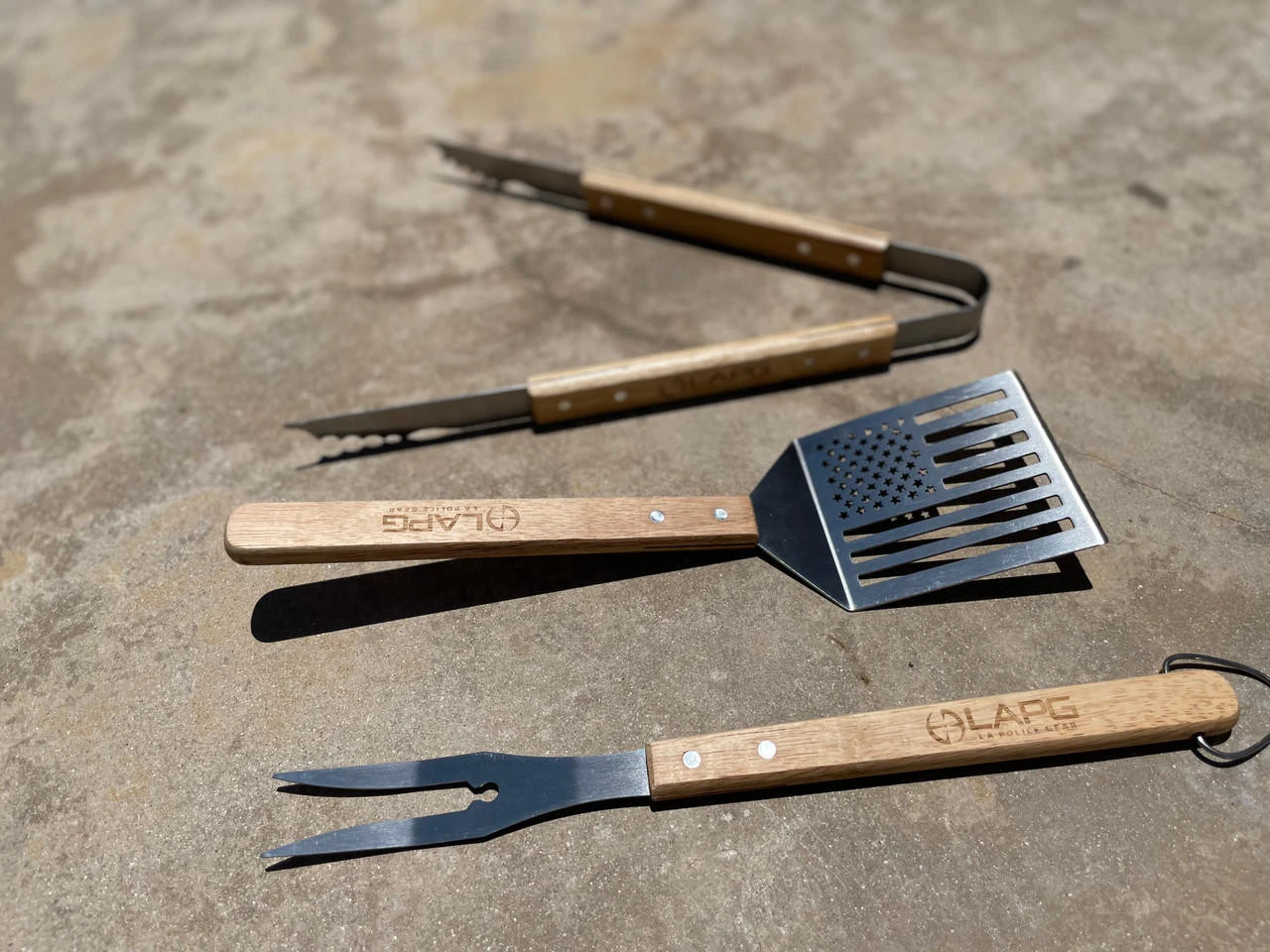 LA Police Gear Tactical BBQ Apron & Tool Kit 6 LA Police Gear Tactical BBQ Apron & Tool Kit - Image 4