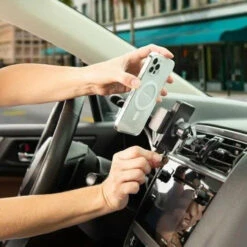 Nite Ize Squeeze Universal Vent Mount -Holsters Shop nite ize squeeze universal vent mount suvk 01 r8 06672.1648650548