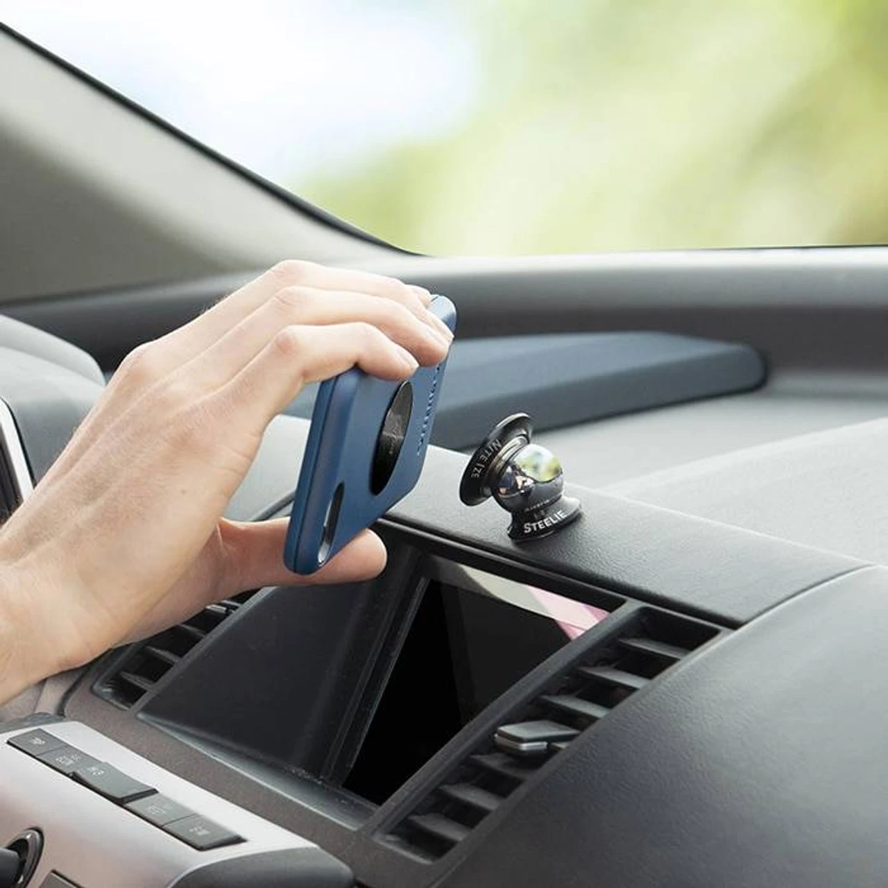 Nite Ize Steelie Orbiter Dash Kit 4 Nite Ize Steelie Orbiter Dash Kit - Image 2